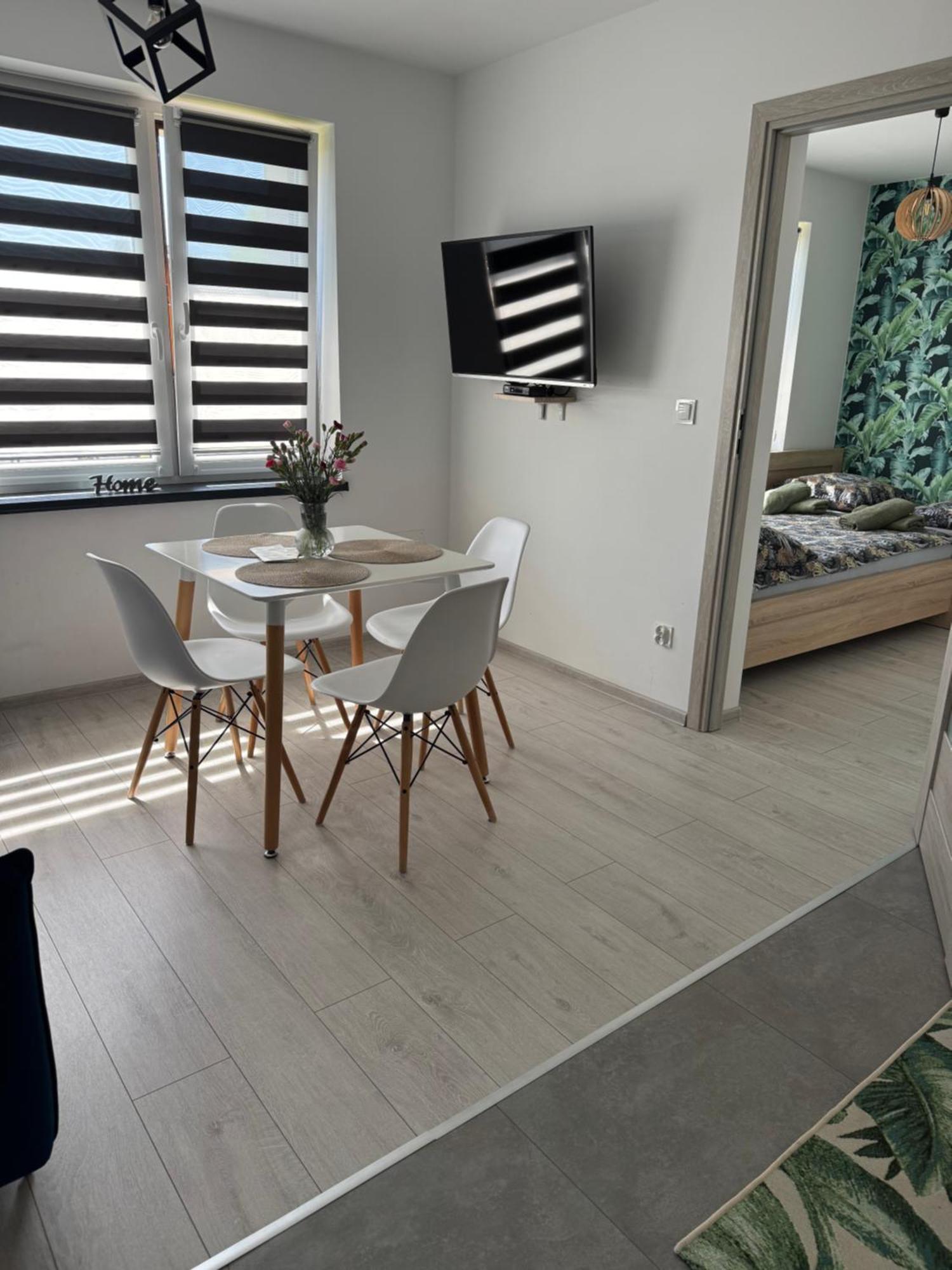 Apartamenty Happy House Zator Dış mekan fotoğraf