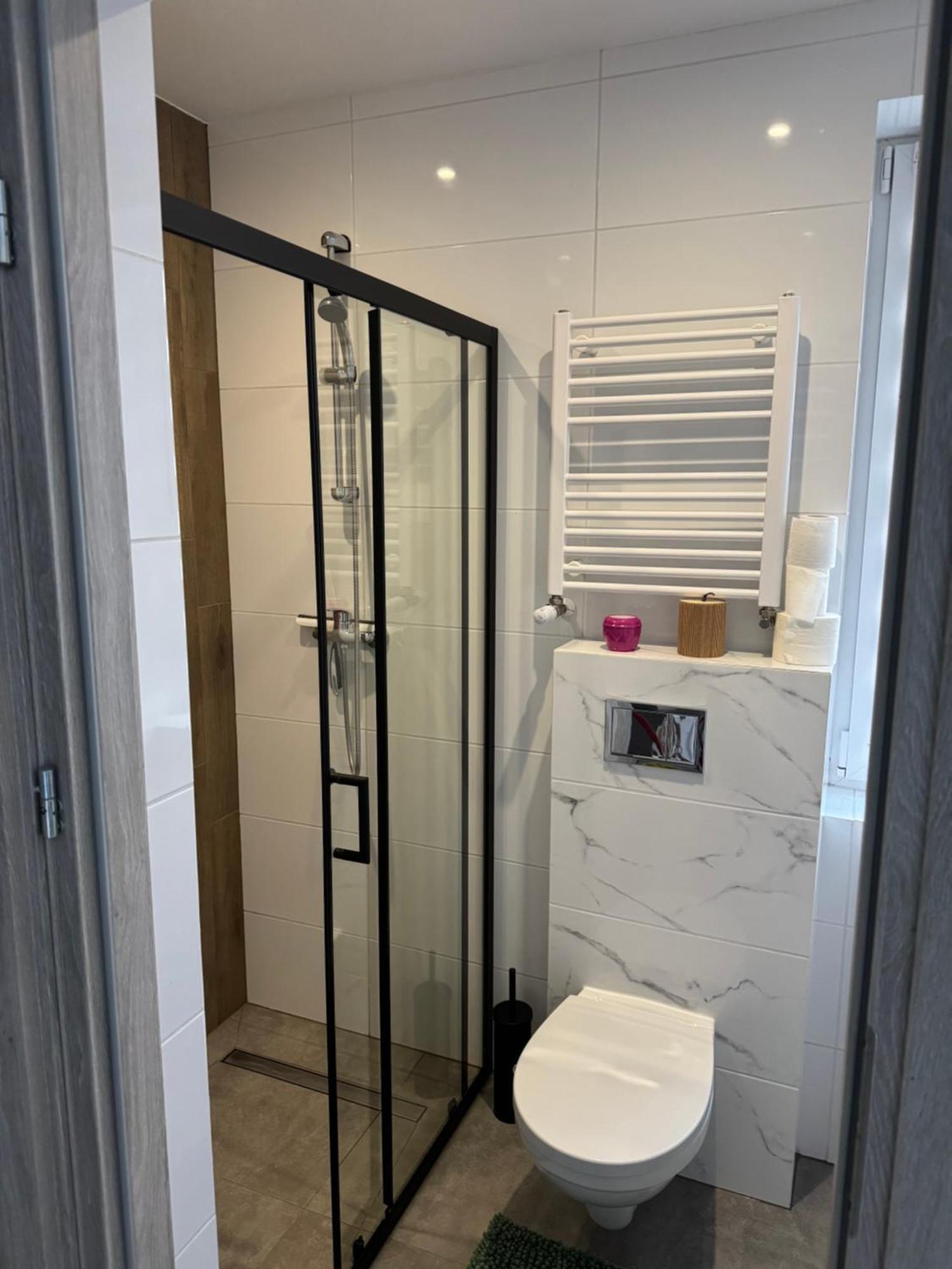 Apartamenty Happy House Zator Dış mekan fotoğraf